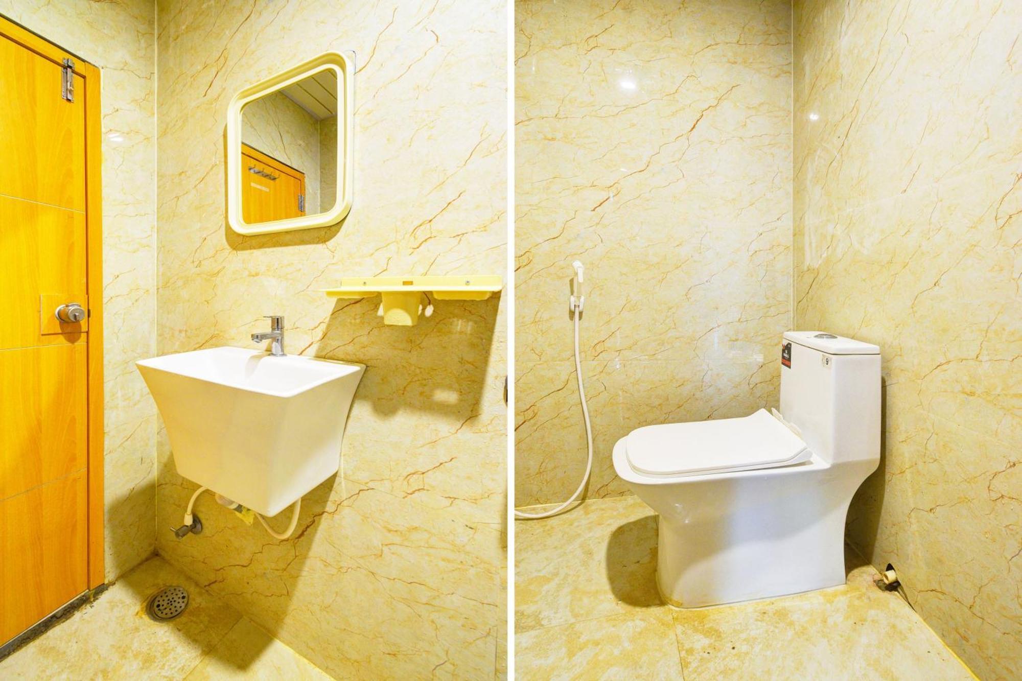 Hotel O Svs Suites Luxury Rooms Trimulgherry Exteriör bild